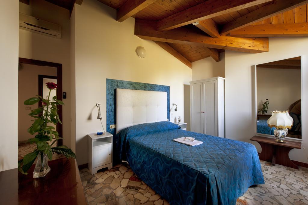 Hotel Caselle San Lazzaro di Savena Pokój zdjęcie